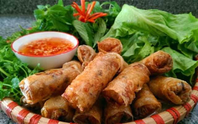 Chả giò bắp