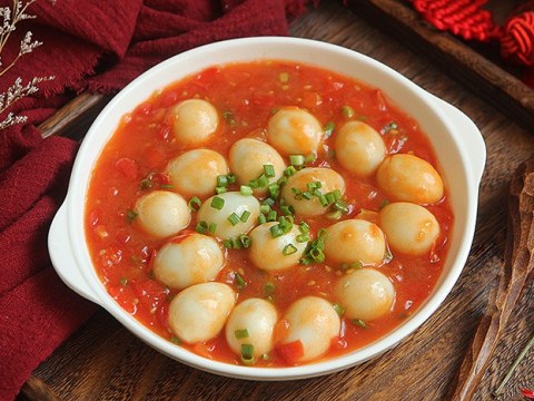 chan an kho trung cut dem sot ca chua the nay lai duoc mon ngon bo re troi com Chán ăn kho, trứng cút đem sốt cà chua thế này lại được món ngon bổ rẻ trôi cơm