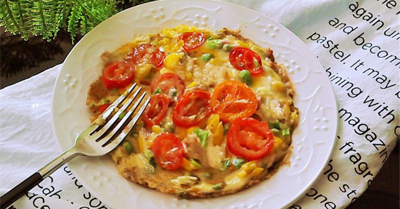 Chẳng cần lò nướng và dùng cơm nguội tôi vẫn làm được pizza cơm giòn ngon tuyệt đối