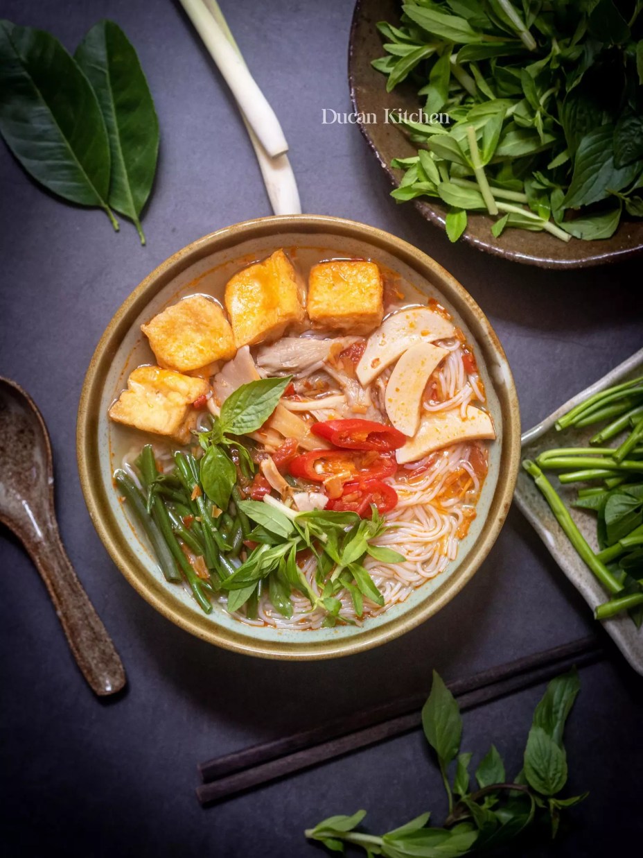 Chàng trai sở hữu loạt món chay đẹp lung linh: Ăn chay giúp cơ thể nhẹ nhàng hơn, da dẻ sáng mịn hơn!