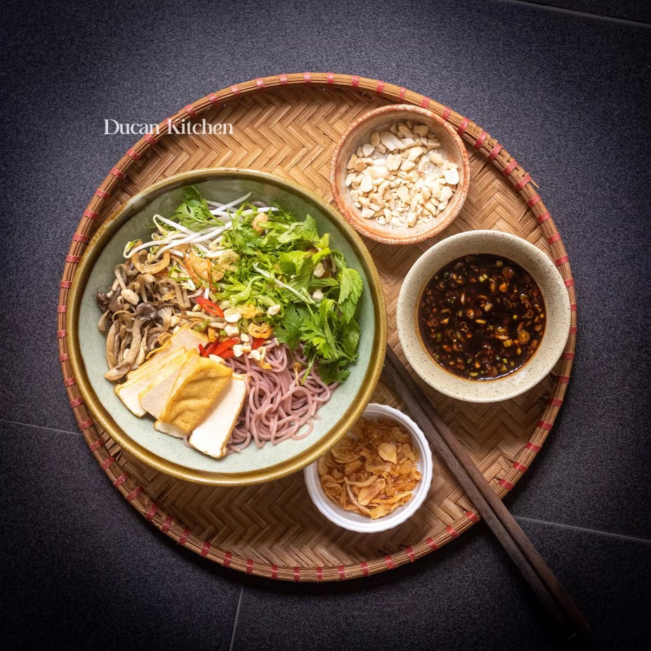 Chàng trai sở hữu loạt món chay đẹp lung linh: Ăn chay giúp cơ thể nhẹ nhàng hơn, da dẻ sáng mịn hơn!