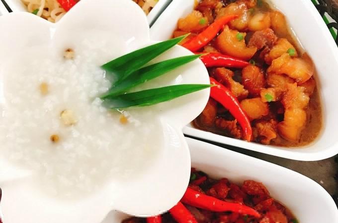 Cháo trắng ăn kèm 5 loại đồ mặn đậm đà