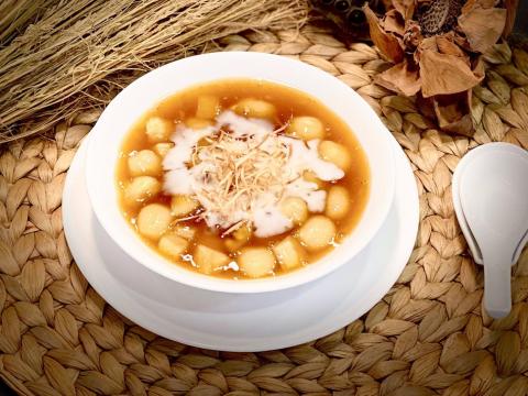 che mochi san hot la the nhung hoa ra cach lam cung de thoi tranh thu ngay nghi chi em tro ta Chè mochi sắn hot là thế nhưng hóa ra cách làm cũng dễ thôi, tranh thủ ngày nghỉ chị em trổ tài nào!