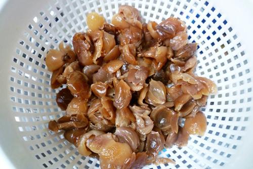 Chè sen long nhãn khô, mùa nào cũng sẵn