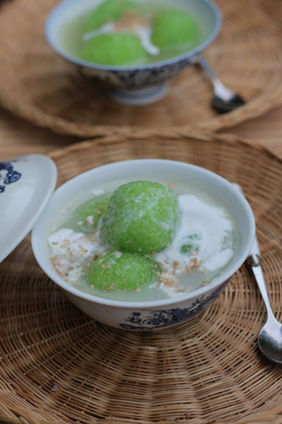 Chè trôi nước bột báng thơm, ngon