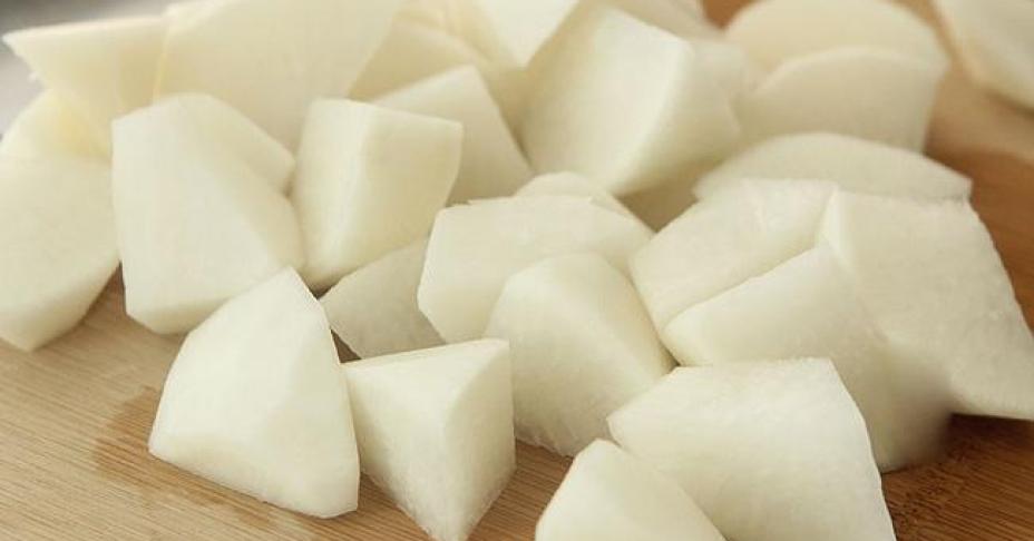 Chỉ với vài thao tác nhanh - gọn - nhẹ, chị em sẽ có ngay món canh ngon 