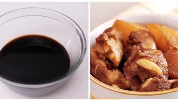 Cho sụn heo vào nồi cơm điện cùng gia vị, 45 phút sau được món ăn như ý