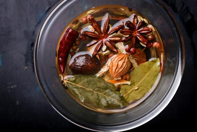 Có cách tự nấu bún bò ngon và đơn giản thế này thì bạn không bao giờ cần phải ra hàng nữa!