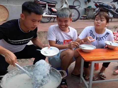 con trai ba tan vlog bi phat 75 trieu dong vi nau chao ga nguyen long Con trai bà Tân Vlog bị phạt 7,5 triệu đồng vì nấu cháo gà nguyên lông