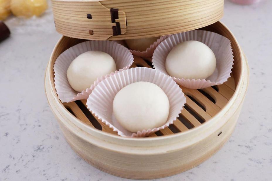 Công thức làm bánh bao kim trứng muối, món ăn vặt đang "hot rần rần"