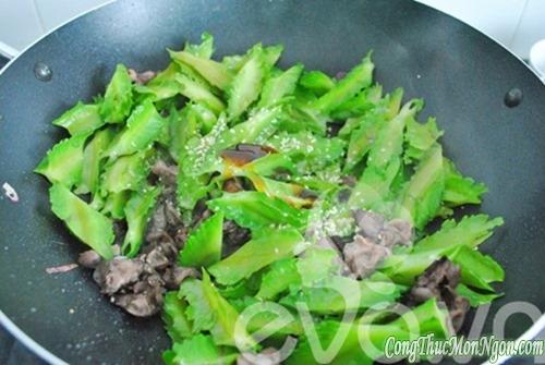 Công thức món đậu rồng xào mề chim
