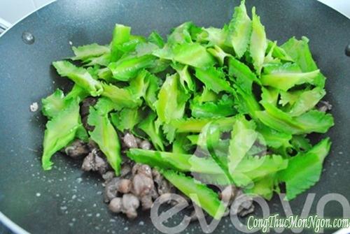 Công thức món đậu rồng xào mề chim