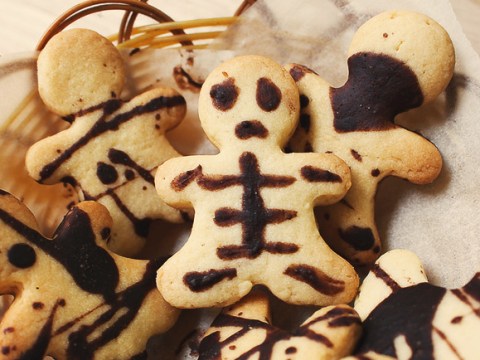 cookies hinh thay ma ngay halloween rat so va rat ngon Cookies hình thây ma ngày Halloween: rất sợ và rất ngon!