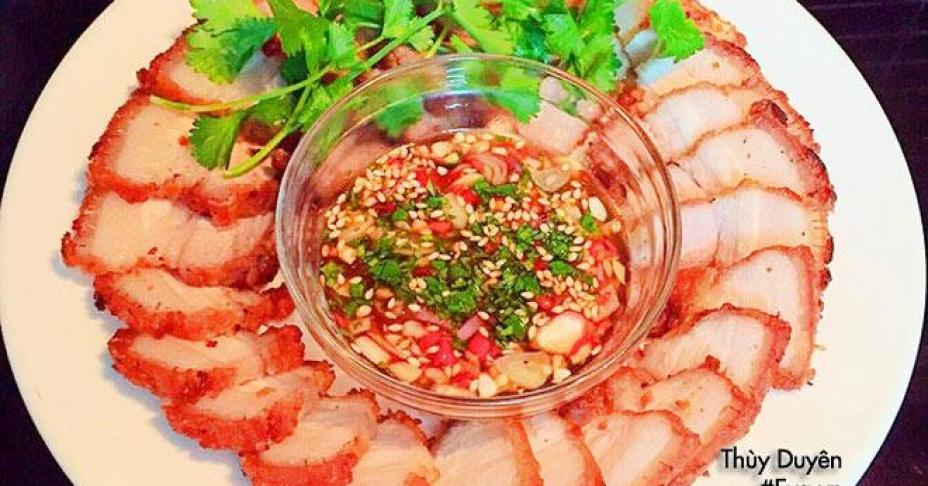 Cuối ngày vào bếp có ngay món thịt ba rọi chiên kiểu Thái