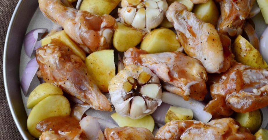 Cuối tuần đãi cả nhà món gà nướng làm đơn giản mà ăn siêu ngon