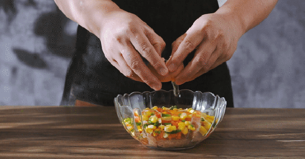 Cuối tuần đổi món cho cả nhà với chả tôm thịt gà làm dễ - ăn ngon