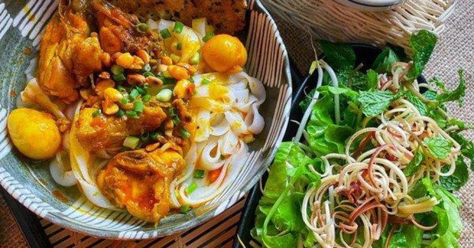 Cuối tuần học mẹ đảm làm mì Quảng ngon ngất ngây, cả nhà ăn khen không ngớt lời