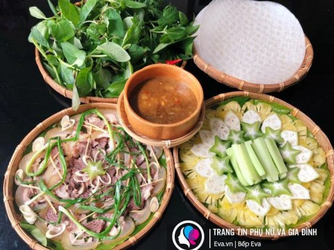 cuoi tuan nha co khach lam 5 mon cuon tuoi ngon thanh mat chang can an com 2 Cuối tuần nhà có khách, làm 5 món cuốn tươi ngon, thanh mát chẳng cần ăn cơm