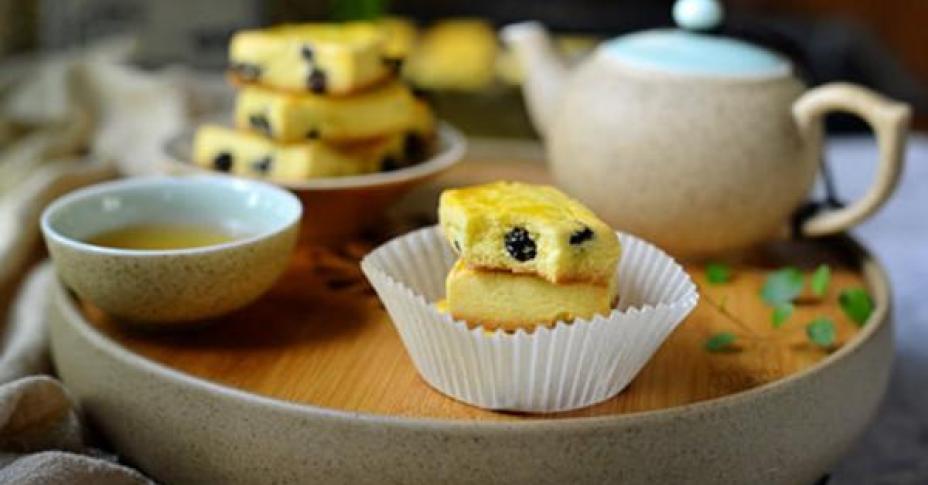 Cuối tuần trổ tài làm bánh quy nho khô giòn thơm cho bé ăn vặt trong tuần