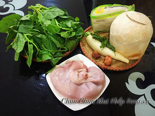 Dạ dày hầm tiêu xanh dai giòn, nóng hổi cho ngày đông