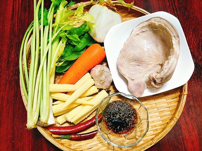 Dạ dày xào thập cẩm dai dai thơm thơm cực hấp dẫn