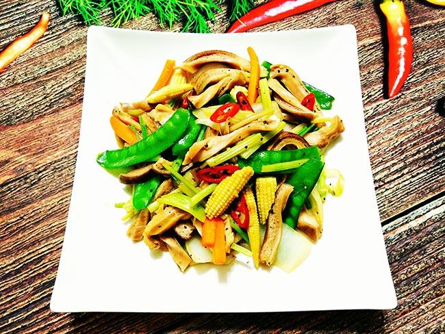 Dạ dày xào thập cẩm dai dai thơm thơm cực hấp dẫn