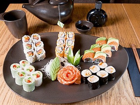 da mat voi mon sushi tru danh tu nhat ban Đã mắt với món sushi trứ danh từ Nhật Bản