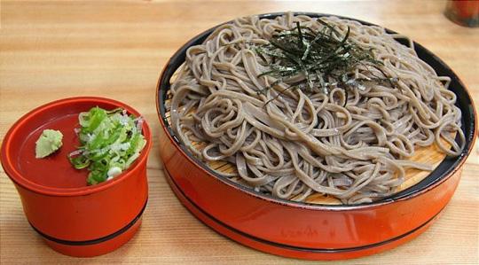 Đêm giao thừa người Nhật ăn mì soba