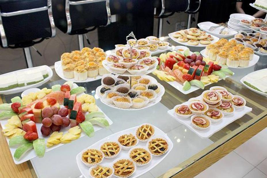 Đi ăn buffet, nếu bạn cứ mê 3 thứ này, người bán hàng mừng thầm vì đỡ tốn