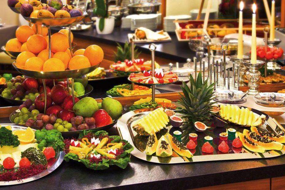 Đi ăn buffet, nếu bạn cứ mê 3 thứ này, người bán hàng mừng thầm vì đỡ tốn