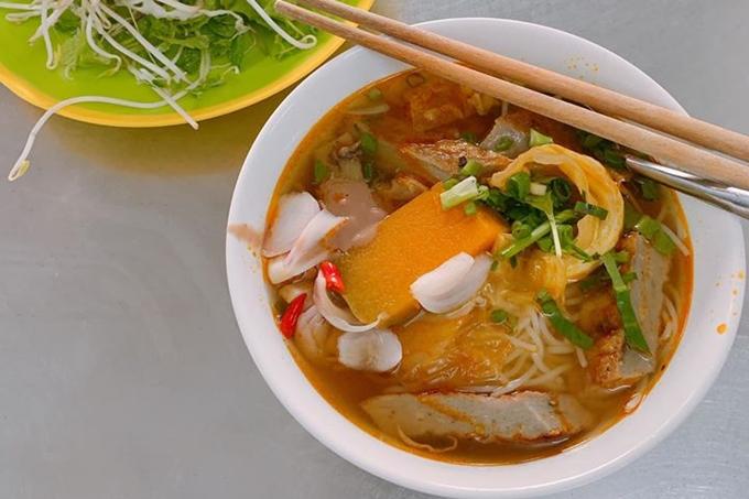 Địa chỉ cuối tuần: Ba kiểu bún chả cá ở Sài Gòn