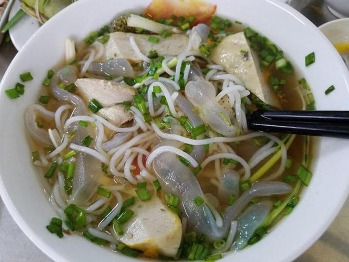 Địa chỉ cuối tuần: Ba kiểu bún chả cá ở Sài Gòn