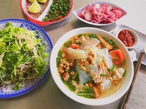 dia chi cuoi tuan ba kieu bun cha ca o sai gon Địa chỉ cuối tuần: Ba kiểu bún chả cá ở Sài Gòn