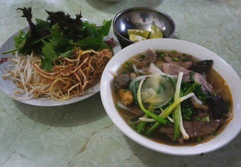 dia chi thuong thuc bun bo hue o ha noi Địa chỉ thưởng thức bún bò Huế ở Hà Nội