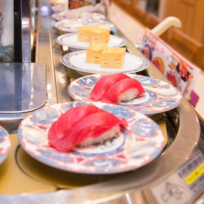 Điểm khác biệt cơ bản giữa sushi và sashimi là gì?