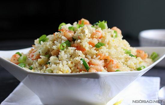 Đủ món 'gây nghiện' làm từ trứng muối