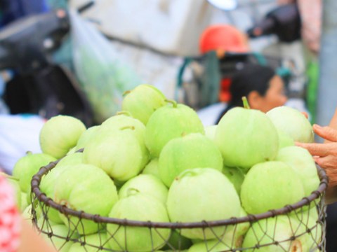 dua le da vao mua va day la cach chon nhung qua vua ngon vua an toan Dưa lê đã vào mùa, và đây là cách chọn những quả vừa ngon vừa an toàn