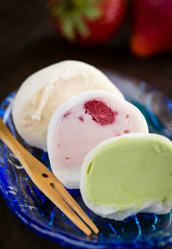 Dùng lò vi sóng làm bánh mochi kem ngon khó chối từ!