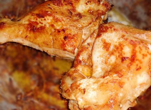 Gà chiên xì dầu thơm nức mũi trong bữa cơm chiều