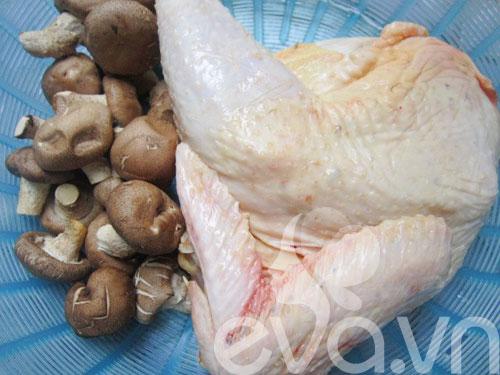 Gà hấp nấm thơm ngon đặc biệt