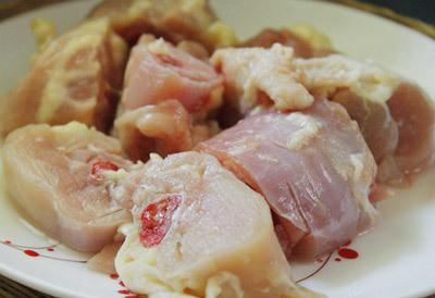 Gà xào húng quế thơm lừng