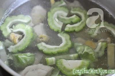 Giảm cân mà ngon miệng với canh mướp đắng kiểu mới