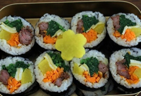 gimbap thit bo nhanh gon cho bua trua van phong Gimbap thịt bò nhanh gọn cho bữa trưa văn phòng