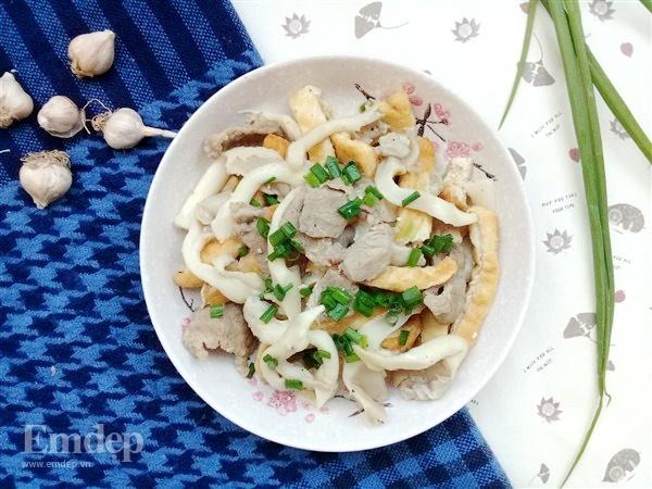 Giòn giòn thơm thơm nấm xào đậu phụ ngon tuyệt