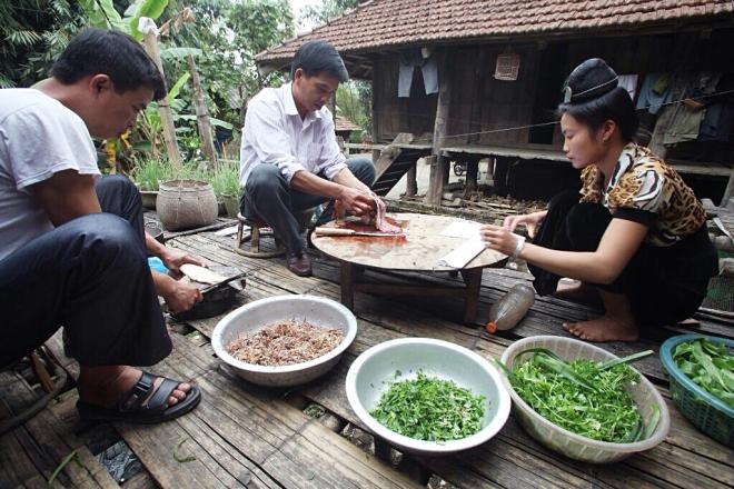 Gỏi cá đãi khách quý của người Thái ở Điện Biên