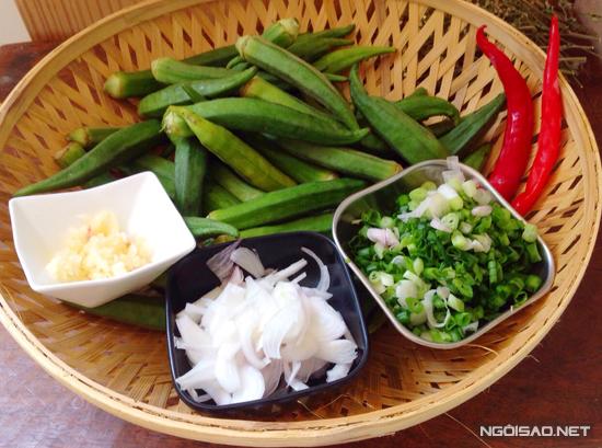 Gỏi đậu bắp giòn giòn