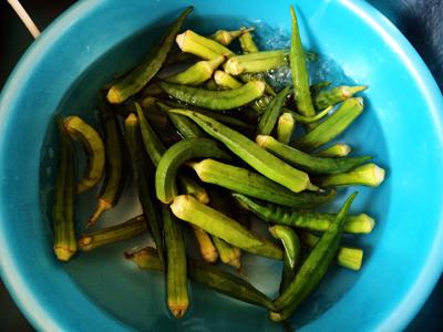 Gỏi đậu bắp giòn giòn