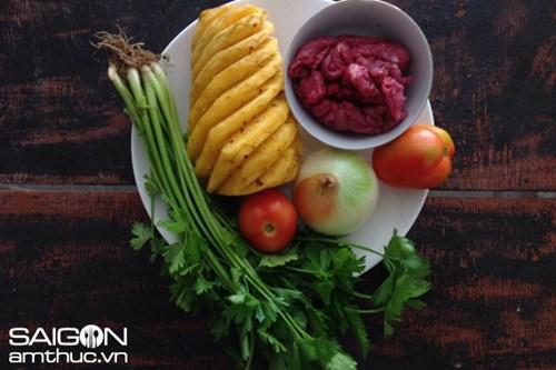 Hấp dẫn bò xào thơm chua ngọt