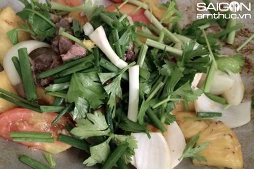 Hấp dẫn bò xào thơm chua ngọt