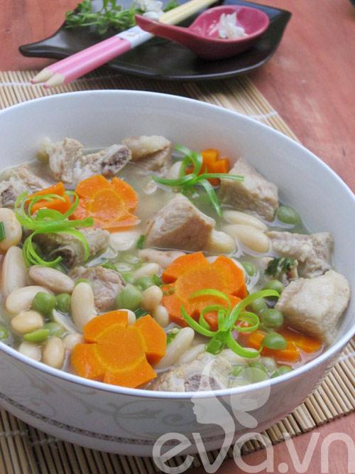 Hấp dẫn canh sườn hầm đậu